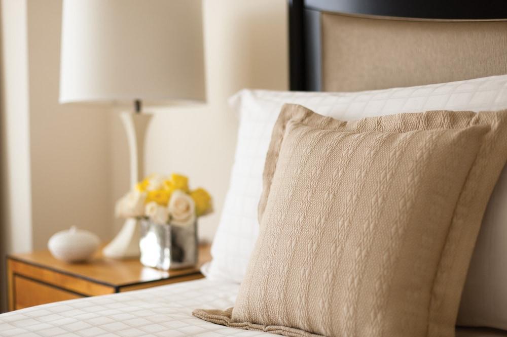 Four Seasons Hotel Houston Bagian luar foto
