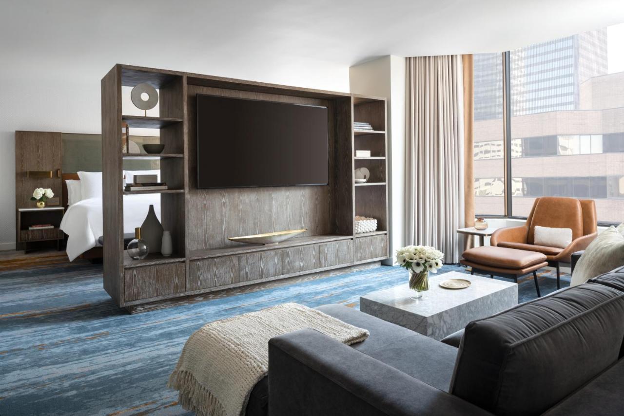 Four Seasons Hotel Houston Bagian luar foto