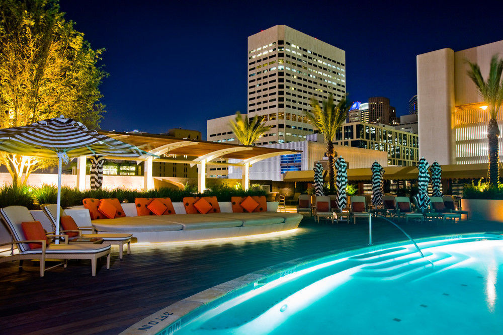 Four Seasons Hotel Houston Bagian luar foto