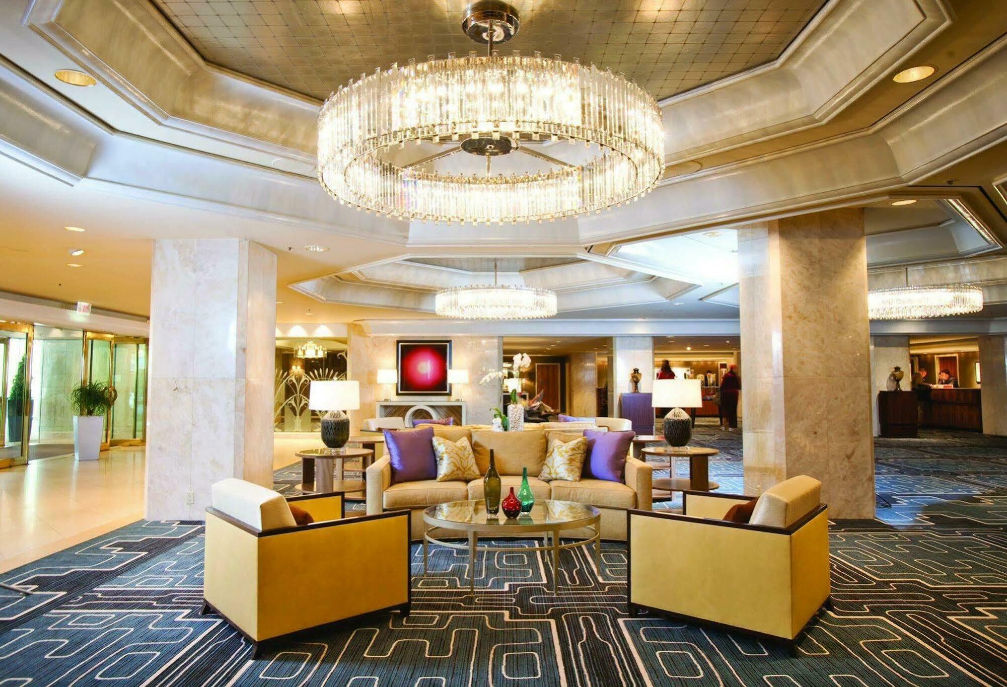 Four Seasons Hotel Houston Bagian luar foto