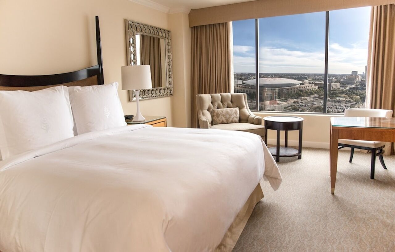 Four Seasons Hotel Houston Bagian luar foto